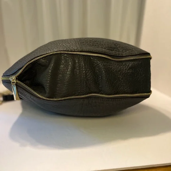 Vince Camuto Black Pebbled Leather Shoulder Bag with Gold Chain Detail - Picture 6 of 12